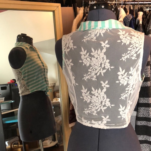 Striped button up tank top - Picture 3 of 3